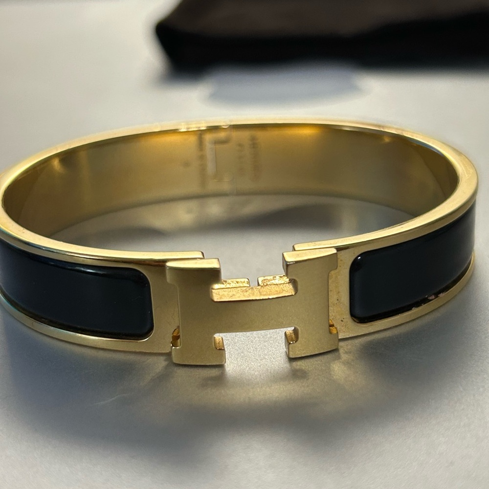 Hermès Clic H Bracelet Black on Gold
